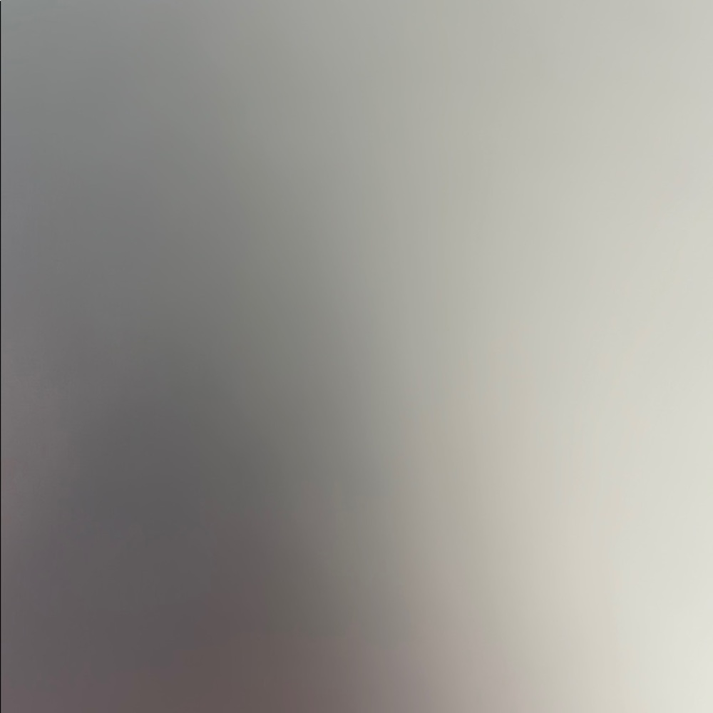 Meet your Posher, Nhi